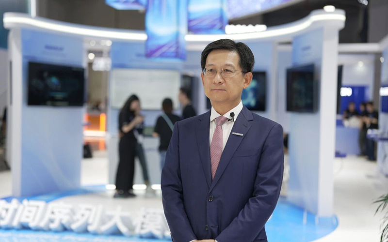 崔山受新华社专访：以工业具身智能沉构出产力，引领流程工业智能化升级